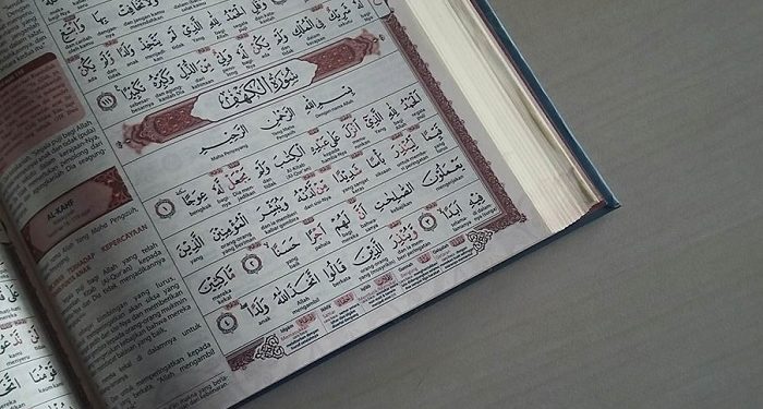 Layanan Cetak Alquran Custom Murah untuk Suvenir