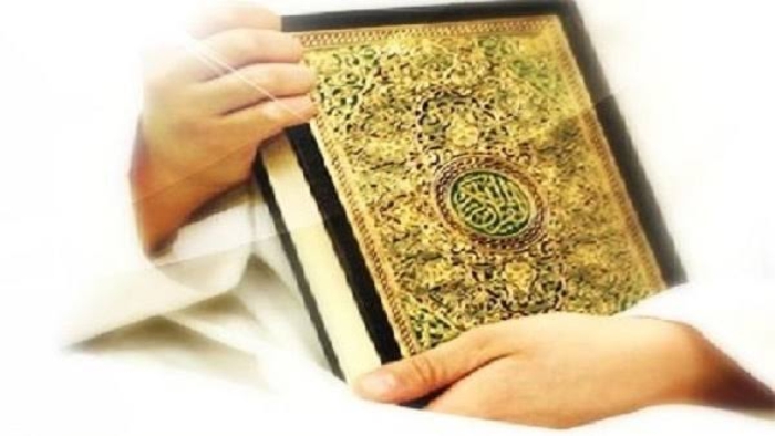 Adab Saat Membawa Alquran