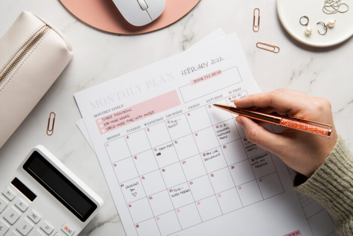 tentukan jadwal harian