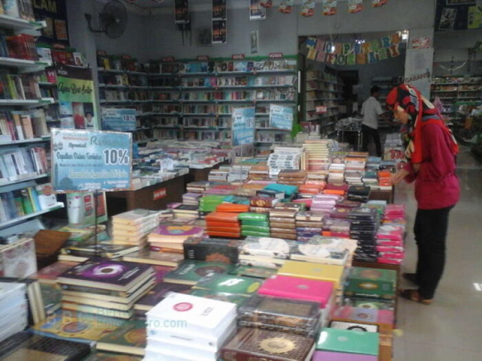 wakaf alquran untuk almarhum