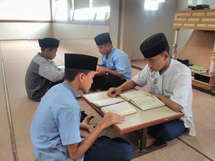 wakaf alquran untuk mendapatkan pahala jariyah
