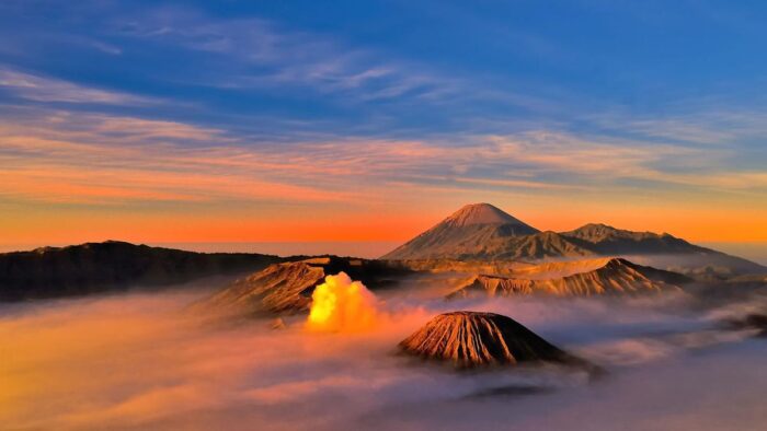 gunung sebagai pasak